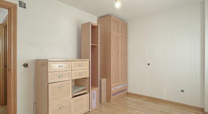Pis 3 habitacions de 103 m² a Coslada (28823)