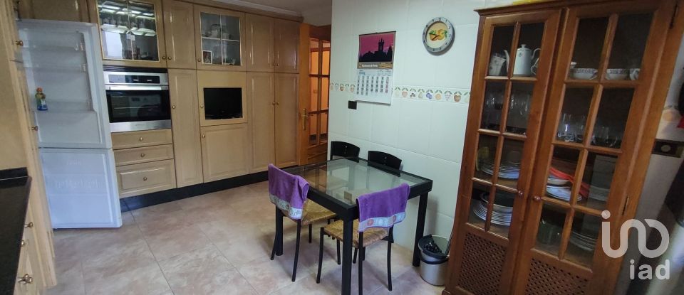 Pis 4 habitacions de 167 m² a Sagunt/Sagunto (46500)