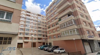 Appartement 3 chambres de 122 m² à León (24006)
