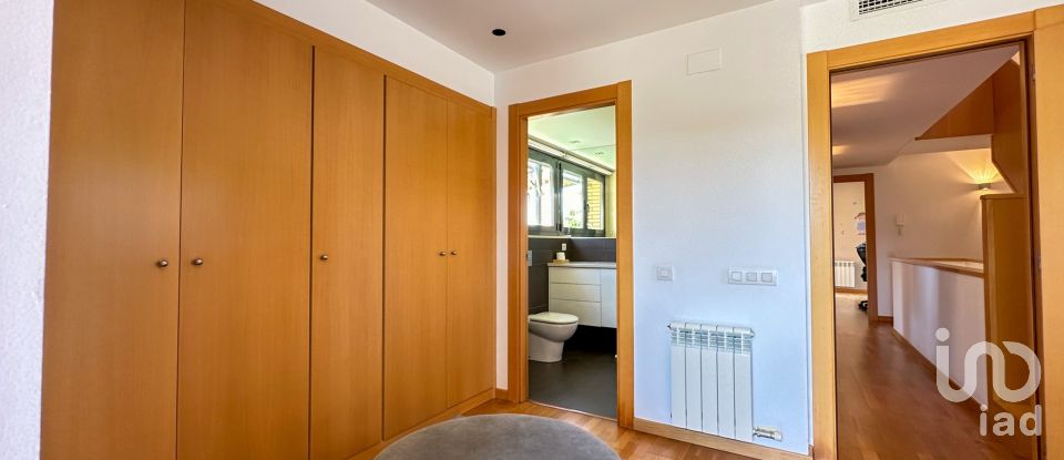 Gîte 3 chambres de 245 m² à L'Ametlla del Valles (08480)