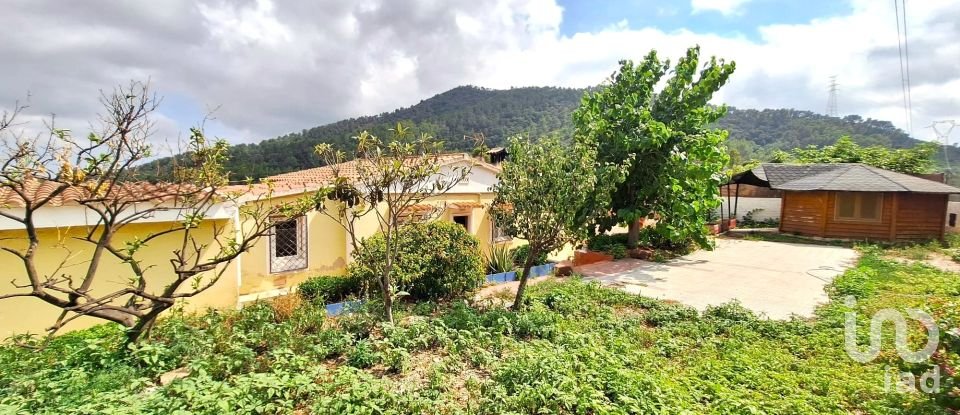 Gîte 4 chambres de 125 m² à Sant Vicenç dels Horts (08620)