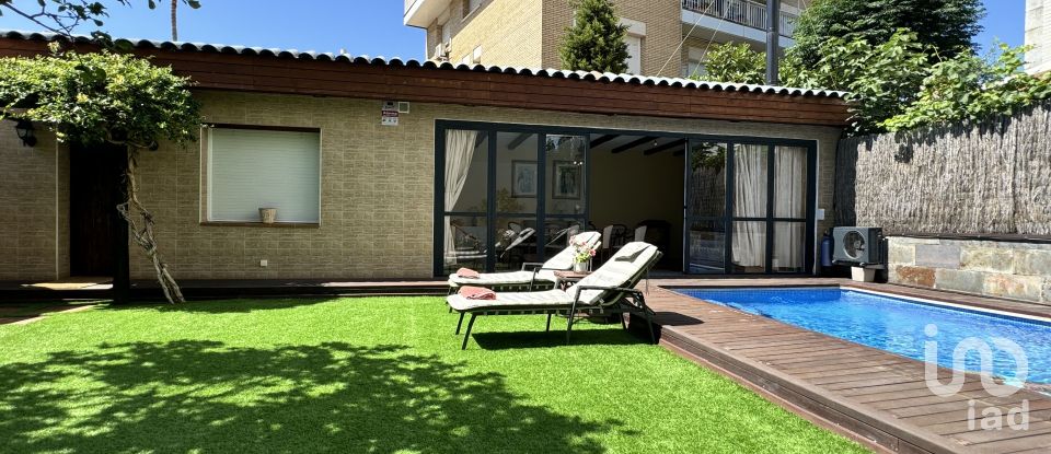 Apartment 5 bedrooms of 180 m² in Vilanova i la Geltrú (08800)