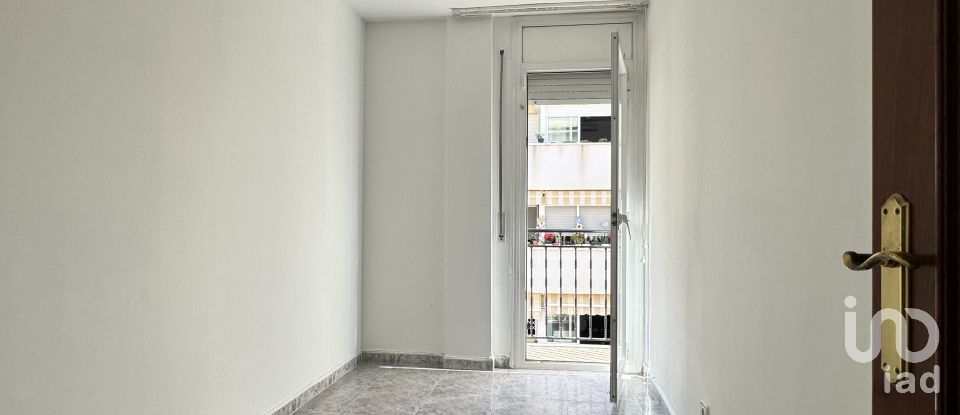 Pis 3 habitacions de 77 m² a Les Roquetes (08812)