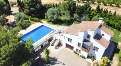 Cottage 4 bedrooms of 307 m² in Lleida (25192)