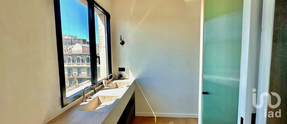 Pis 4 habitacions de 174 m² a Barcelona (08037)