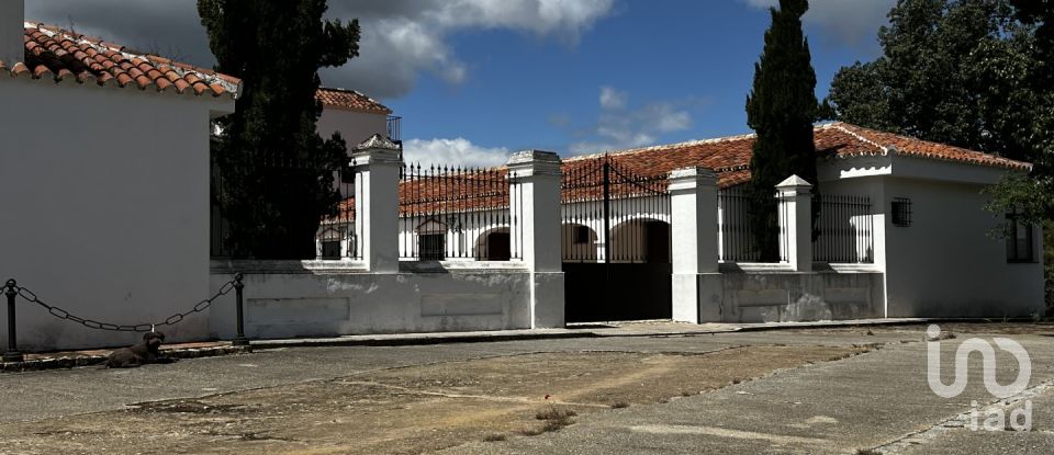 Manoir 14 chambres de 683 m² à Hornachuelos (14740)