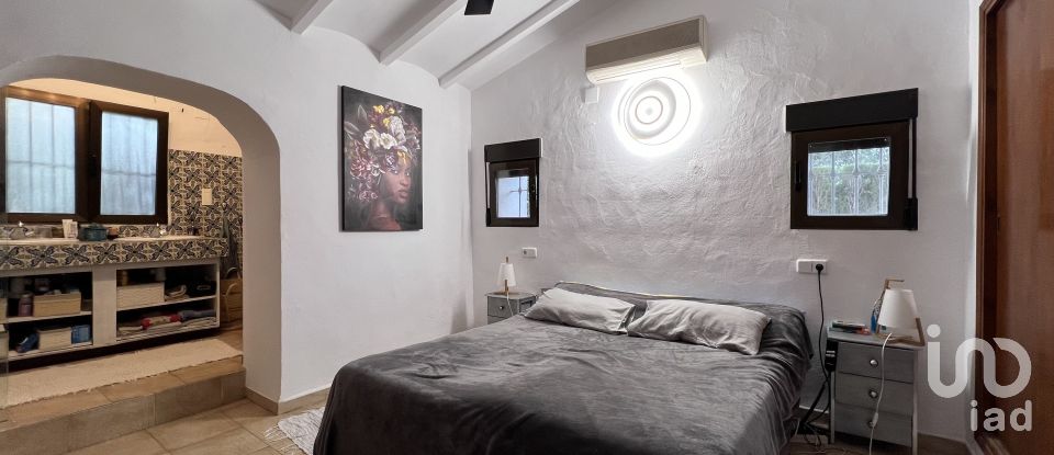 Gîte 3 chambres de 195 m² à Dénia (03700)