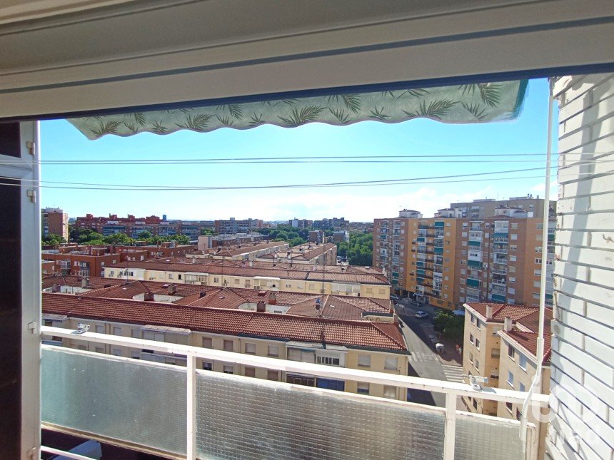 Pis 3 habitacions de 69 m² a Alcalá de Henares (28806)