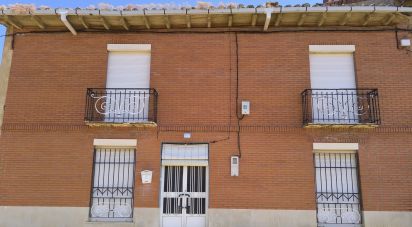 Casa de pueblo 4 habitaciones de 132 m² en Pajares de los Oteros (24209)