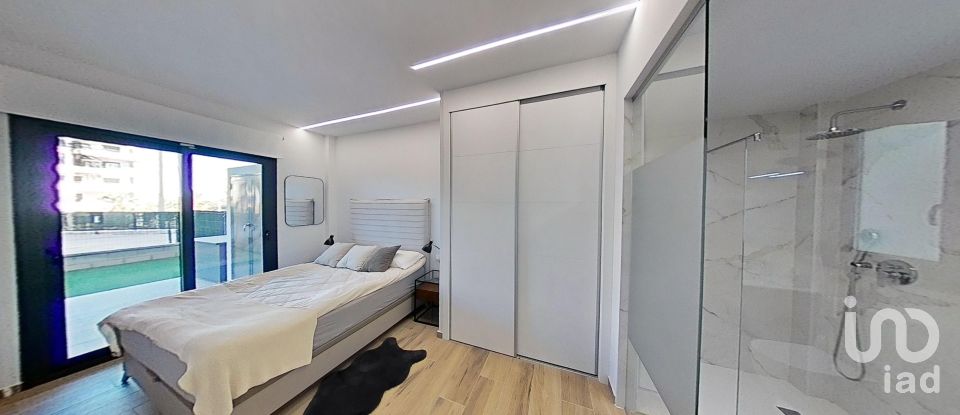 Pis 2 habitacions de 89 m² a Los Arenales del Sol (03195)