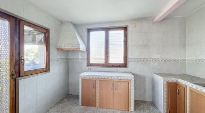 Casa 4 habitaciones de 188 m² en Castellví de Rosanes (08769)