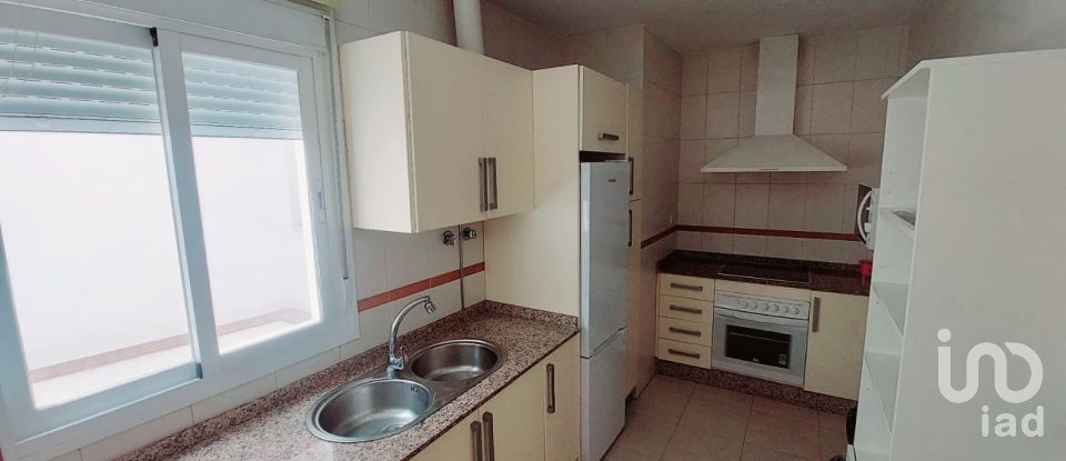 Pis 2 habitacions de 94 m² a Chiclana de la Frontera (11130)