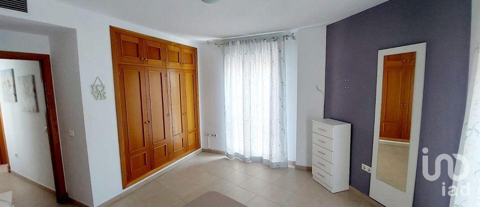 Pis 2 habitacions de 94 m² a Chiclana de la Frontera (11130)