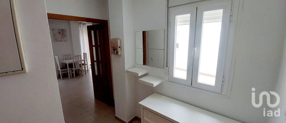 Pis 2 habitacions de 94 m² a Chiclana de la Frontera (11130)