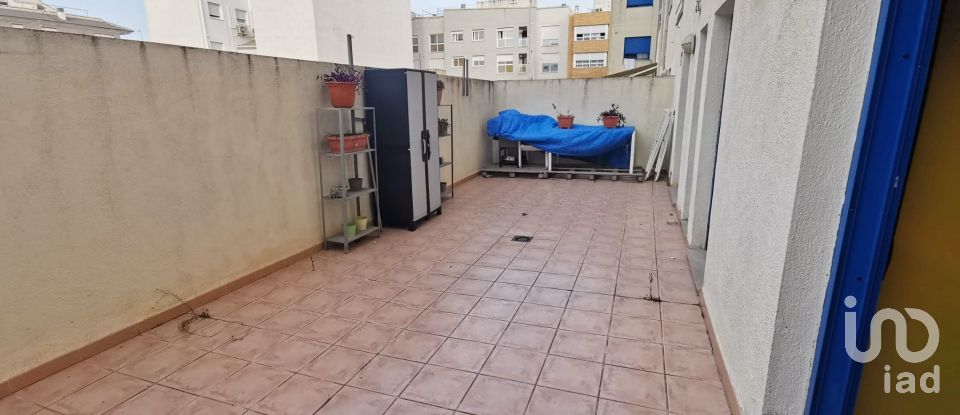 Pis 3 habitacions de 93 m² a Vinaros (12500)