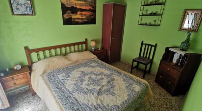 Pis 3 habitacions de 86 m² a Torrevieja (03185)