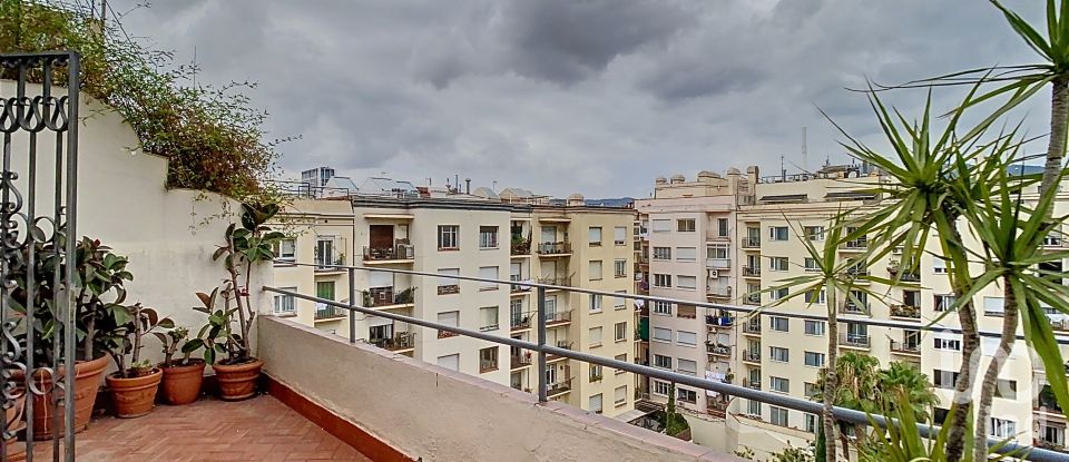 Pis 5 habitacions de 185 m² a Barcelona (08037)