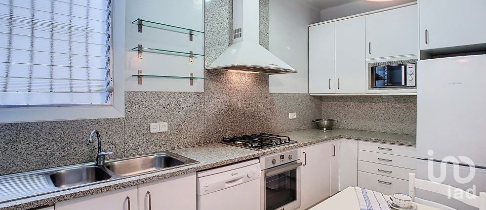 Pis 5 habitacions de 185 m² a Barcelona (08037)