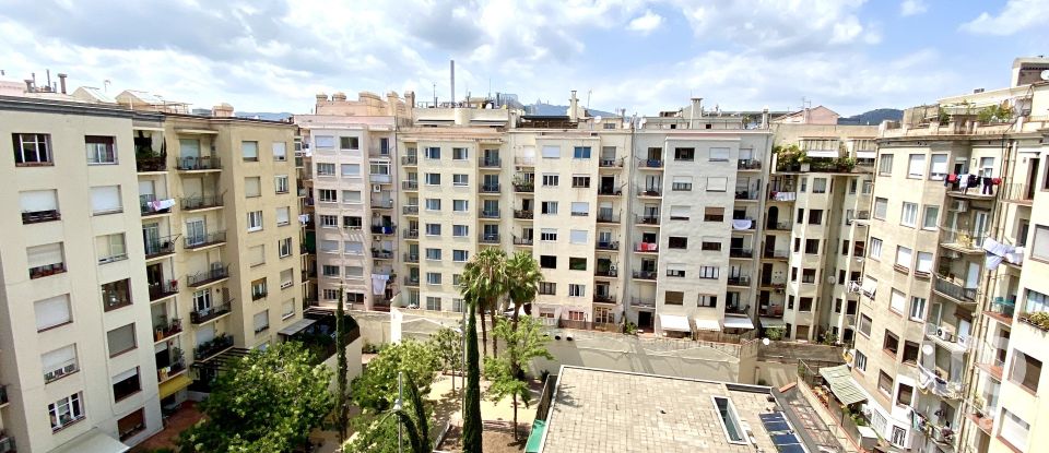 Pis 5 habitacions de 185 m² a Barcelona (08037)