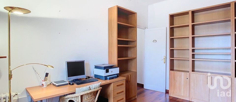 Pis 5 habitacions de 185 m² a Barcelona (08037)