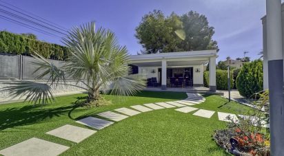 Casa 3 habitacions de 324 m² a Valverde Bajo (03139)