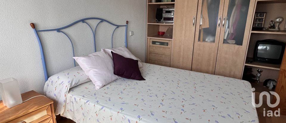 Lodge 4 bedrooms of 201 m² in Azuqueca de Henares (19200)