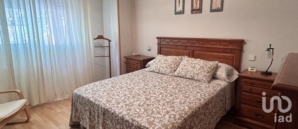 Lodge 4 bedrooms of 201 m² in Azuqueca de Henares (19200)