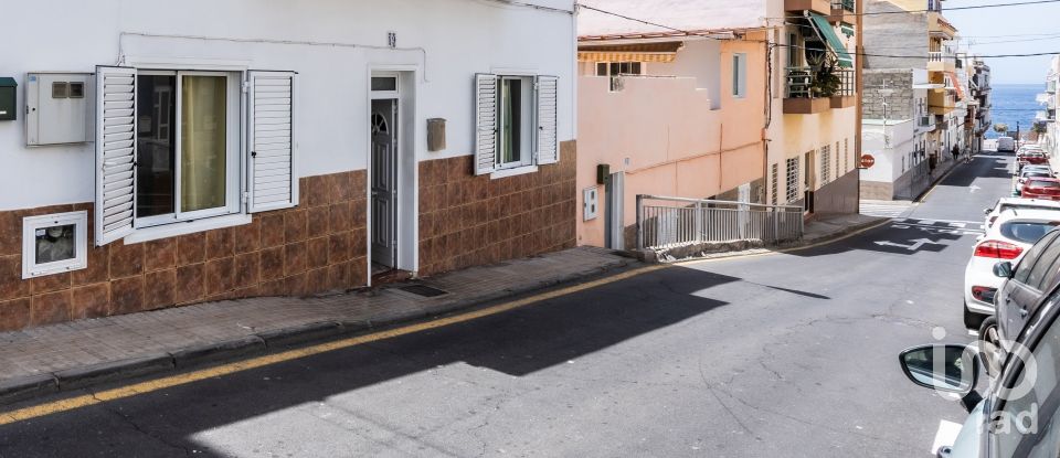 Gîte 4 chambres de 175 m² à Playa San Juan (38687)