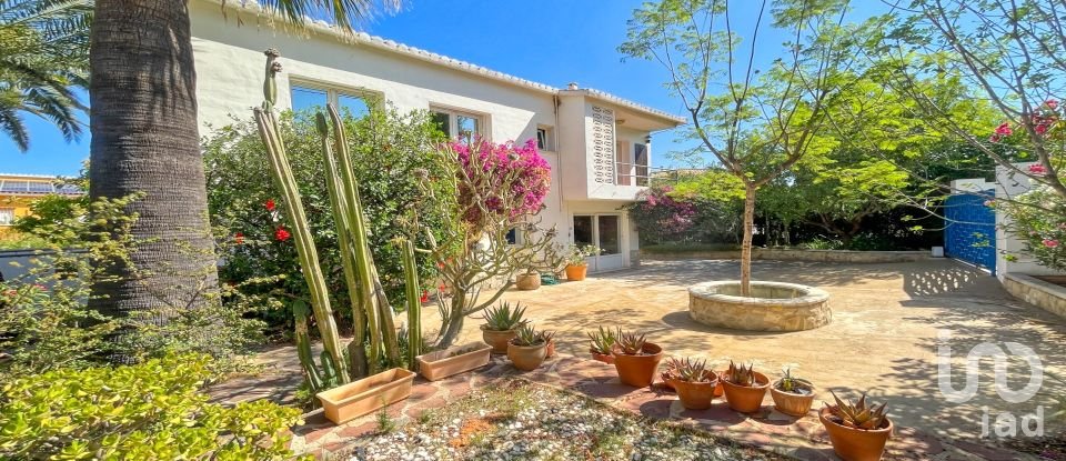 Lodge 6 bedrooms of 200 m² in Dénia (03700)