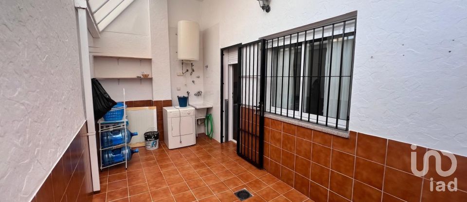 Appartement 2 chambres de 75 m² à Los Alcázares (30710)