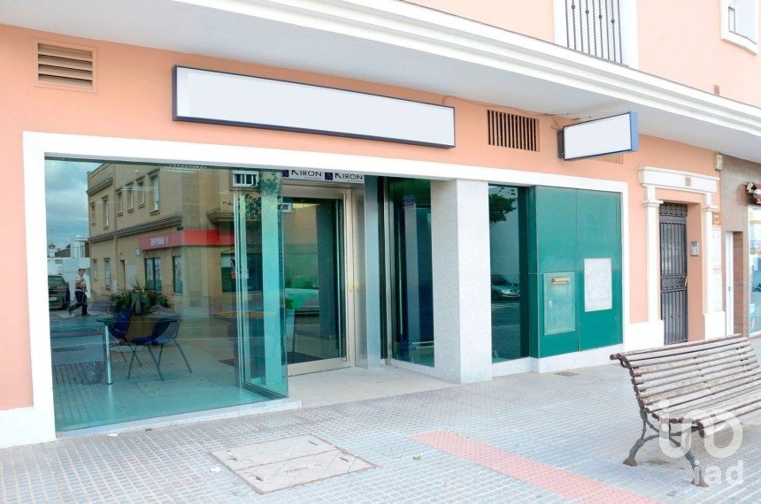 Tienda / local comercial de 200 m² en Chiclana de la Frontera (11130)