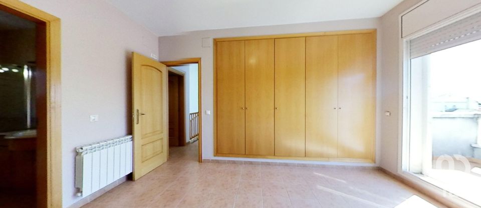 Lodge 4 bedrooms of 165 m² in Els Masos de Coma-Ruga (43880)