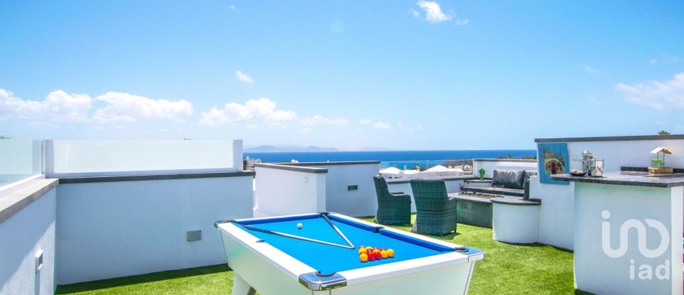 House 6 bedrooms of 245 m² in Playa Blanca (35580)