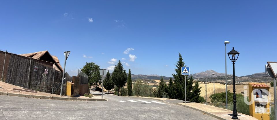 Land of 860 m² in Camino Real (29160)