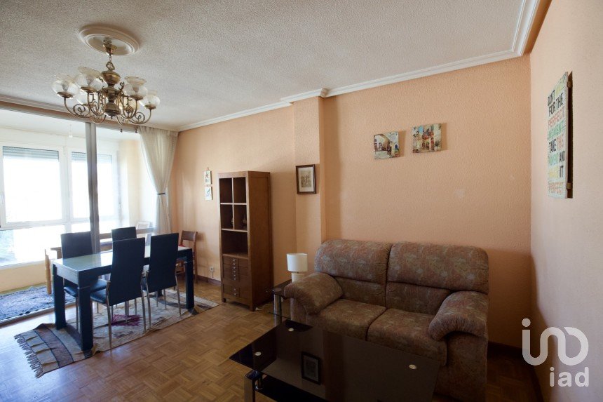 Pis 3 habitacions de 80 m² a Burgos (09006)