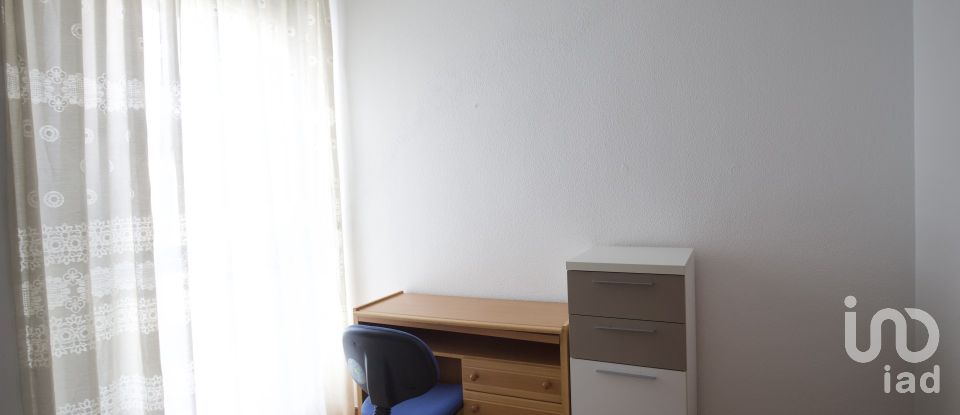 Pis 3 habitacions de 80 m² a Burgos (09006)