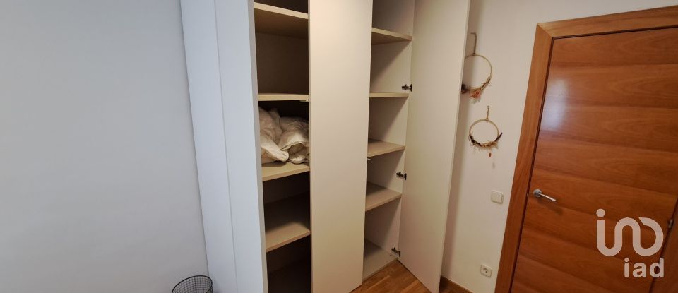 Pis 4 habitacions de 79 m² a Barcelona (08024)