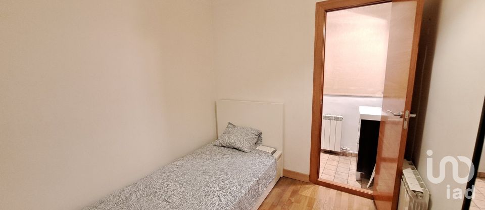 Pis 4 habitacions de 79 m² a Barcelona (08024)