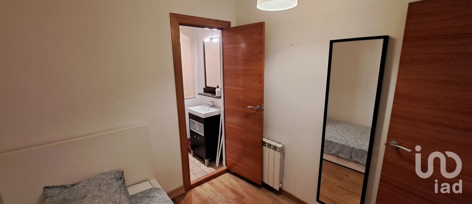 Pis 4 habitacions de 79 m² a Barcelona (08024)