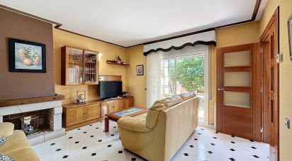Casa 4 habitacions de 211 m² a Les Roquetes (08812)
