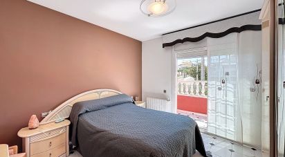 Casa 4 habitacions de 211 m² a Les Roquetes (08812)