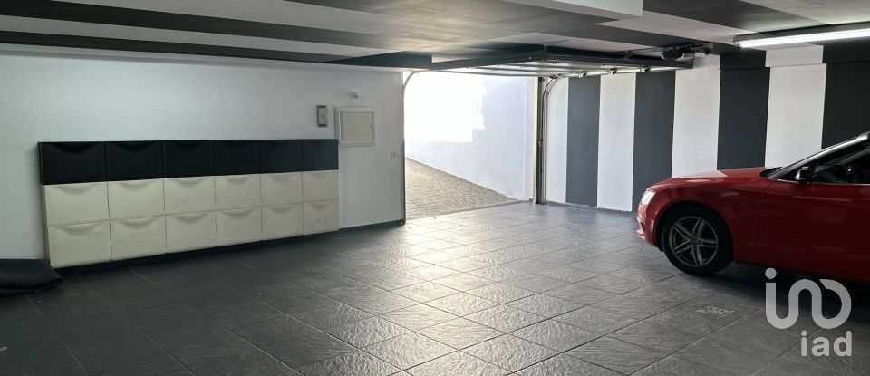 Gîte 4 chambres de 348 m² à Carbajal de La Legua (24196)