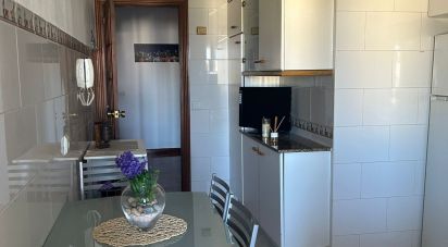 Apartment 2 bedrooms of 90 m² in A Coruña (15009)