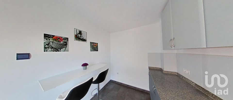 Pis 2 habitacions de 60 m² a Elx/Elche (03201)