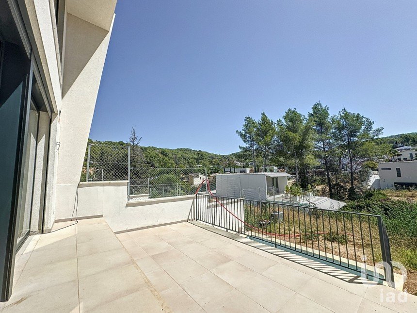 Lodge 4 bedrooms of 203 m² in Sant Pere de Ribes (08810)