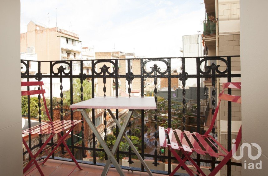 Apartment 3 bedrooms of 68 m² in Barcelona (08004)