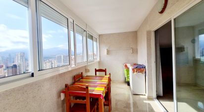 Pis 2 habitacions de 78 m² a Benidorm (03503)