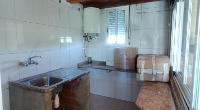 House 2 bedrooms of 140 m² in San Pedro Bercianos (24252)