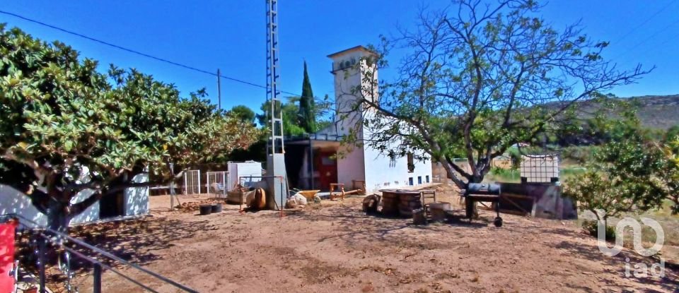 Maison de campagne 2 chambres de 143 m² à Villena (03400)