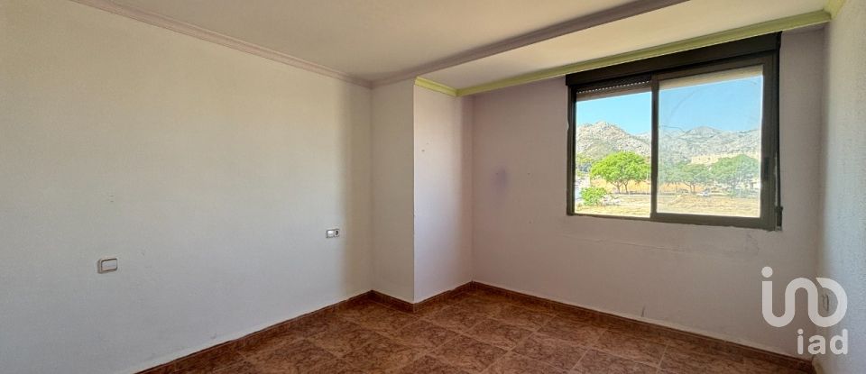 Pis 2 habitacions de 85 m² a Pego (03780)